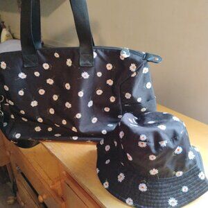 Alice + Olivia Daisy Duffel & Matching Hat Set – Limited Edition